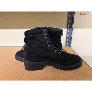 Forever 21 Black Faux Suede Lace Up Combat Boots Lug Sole Size 7.5